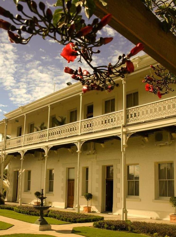 Denison Boutique Hotel Rockhampton Exterior photo